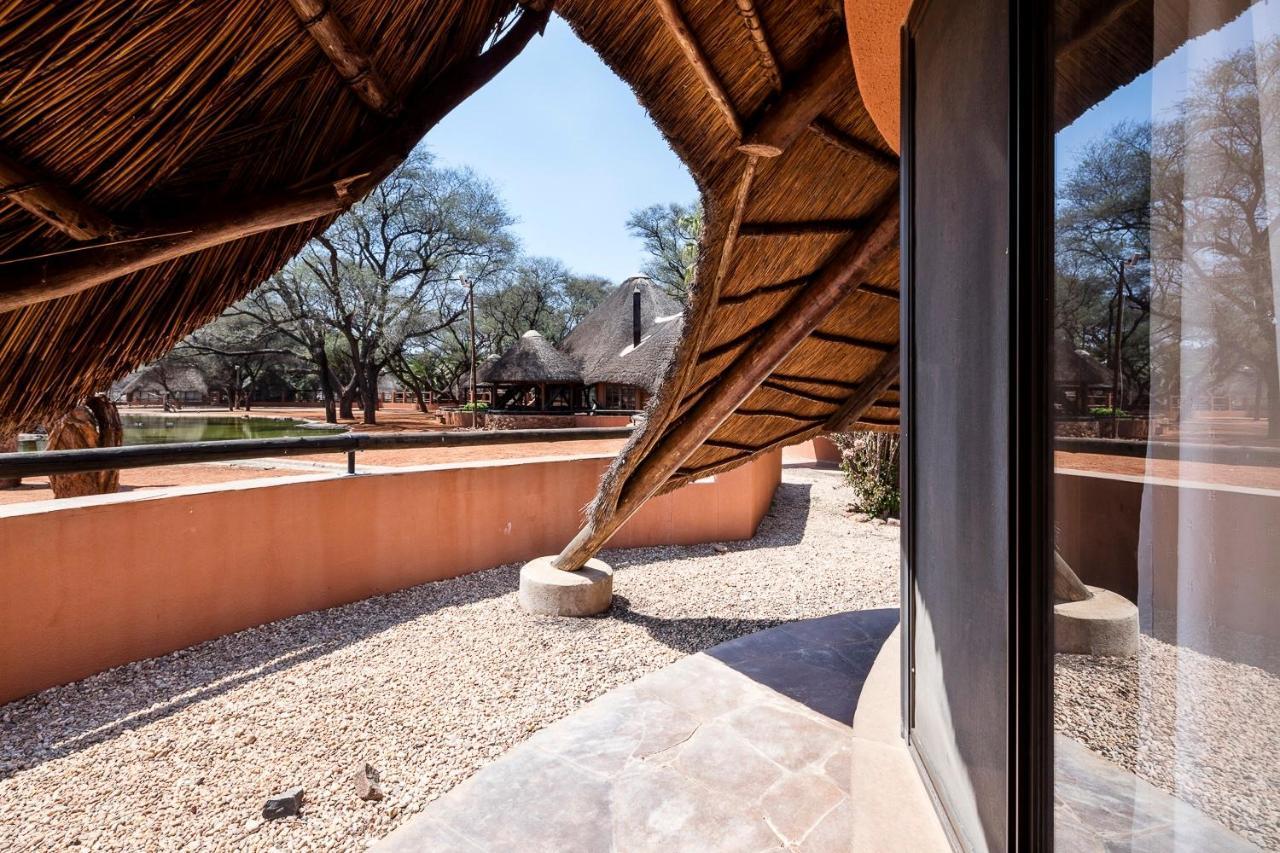 Omaruru Game Lodge Extérieur photo