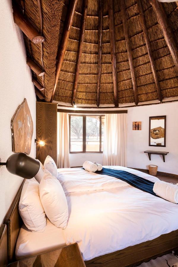 Omaruru Game Lodge Extérieur photo